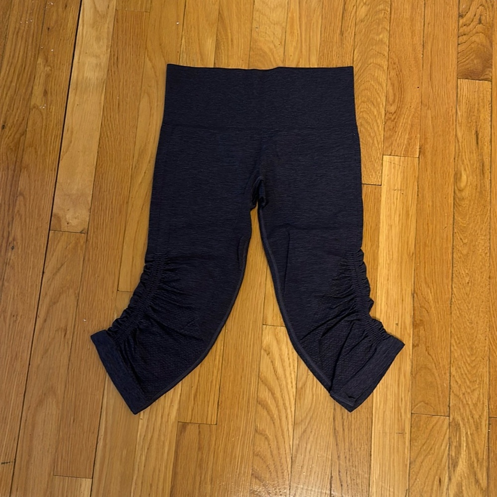 Purple, cropped lululemon leggings